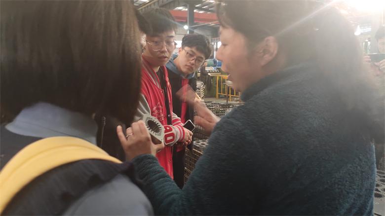 理公司员工赴长江电器有限公司与南通产业技术研究院见习2(1).JPG
